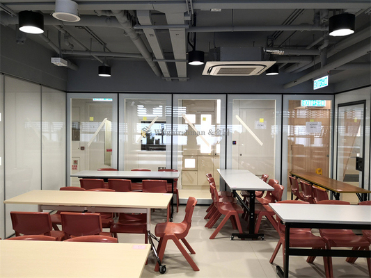 গুণ  High Strength Custom Partition Wall Professional With Aluminum Alloy Frame কারখানা