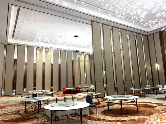 Installation rapide Panneaux de séparation mobiles pour les centres de congrès Durables